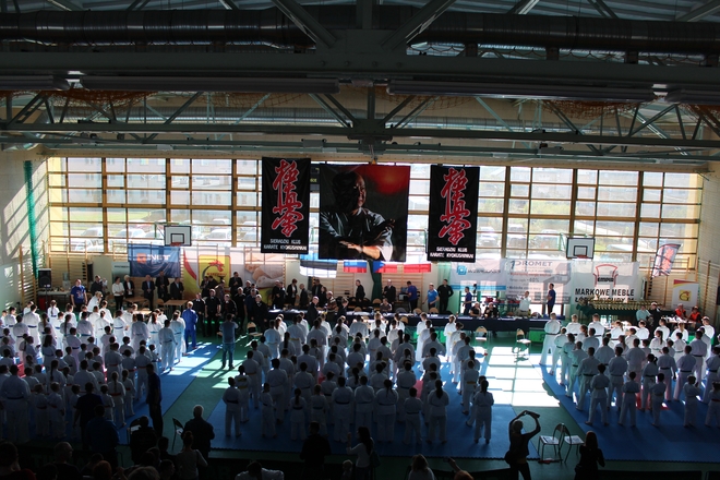 Karatecy z klubu Shogun Żory wrócili z zawodów z Sieradza z czterema medalami